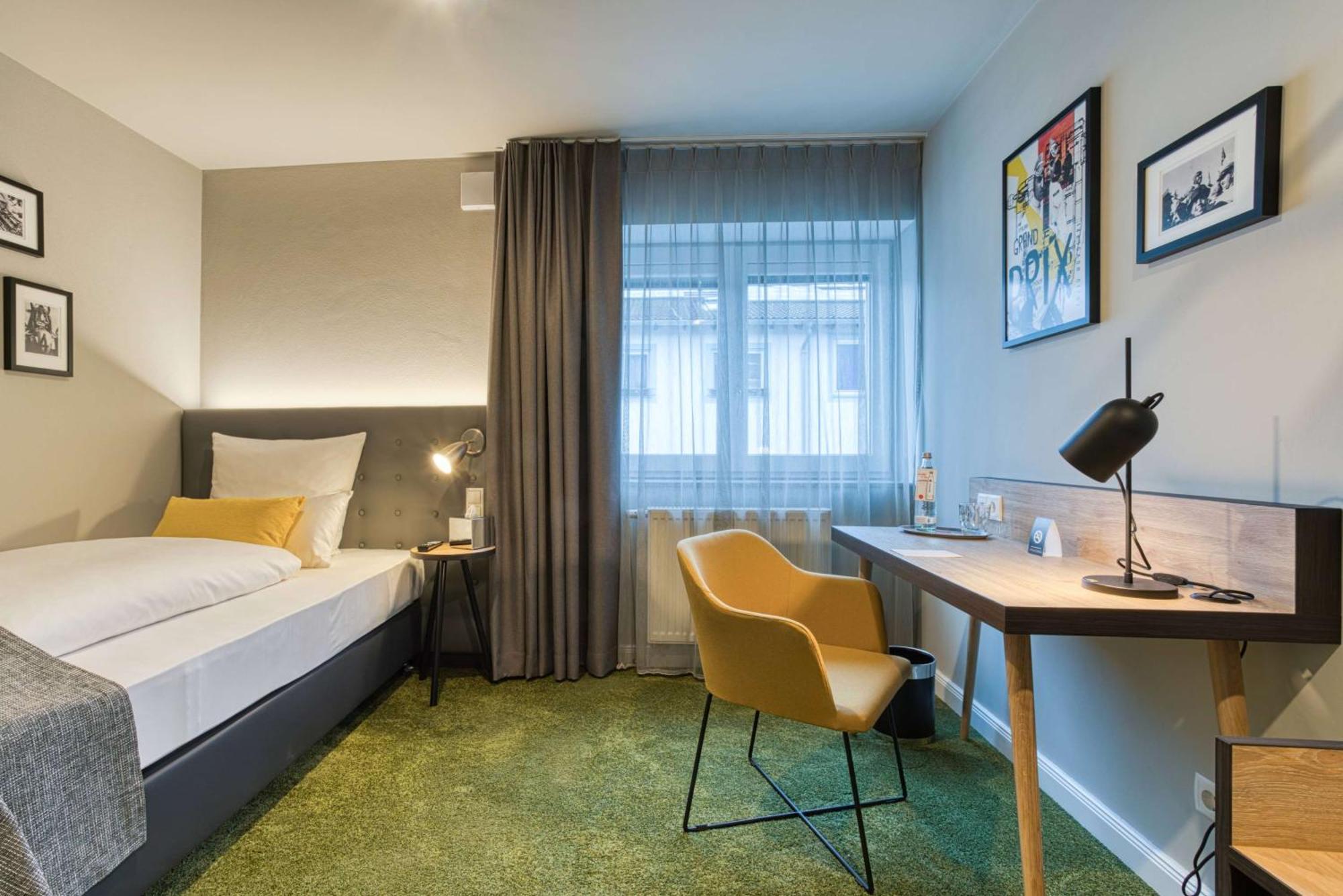 Nyce Hotel Ingolstadt, Trademark Collection By Wyndham Bagian luar foto